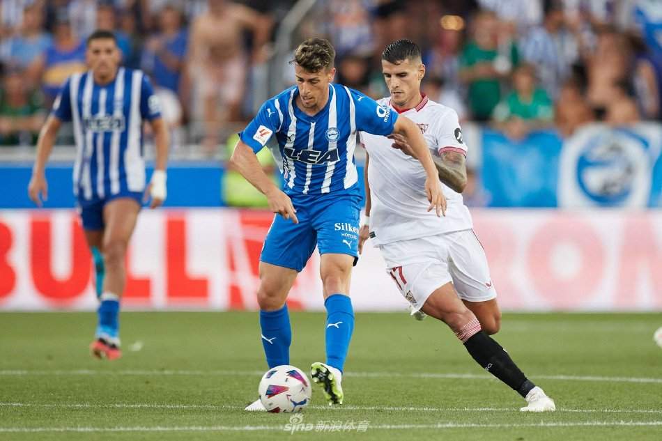 后防线频繁 后防线频繁